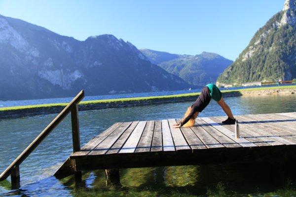 Entschleunigung und Achtsamkeit mit RhiaYoga in Winterthur und Dinhard